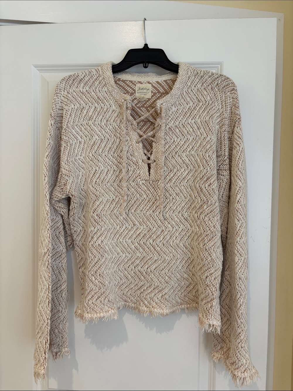 Billabong Cream Lace-Up V-Neck Fringe Hem Knit Sweater